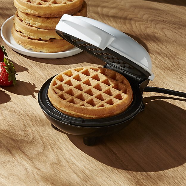 Cuisinart WAFV100 Vertical Waffle Maker Review Easy Kitchen Appliances