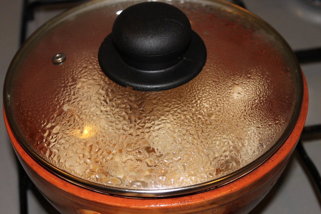 Ceramic vs Teflon Cookware Which is Better? Easy Kitchen Appliances