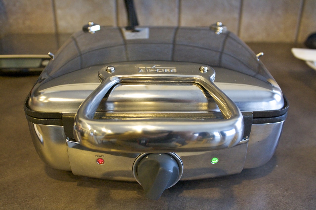 all-clad-waffle-maker