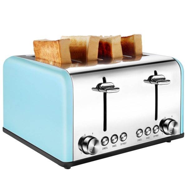 Retro toaster with 4 slices of bread